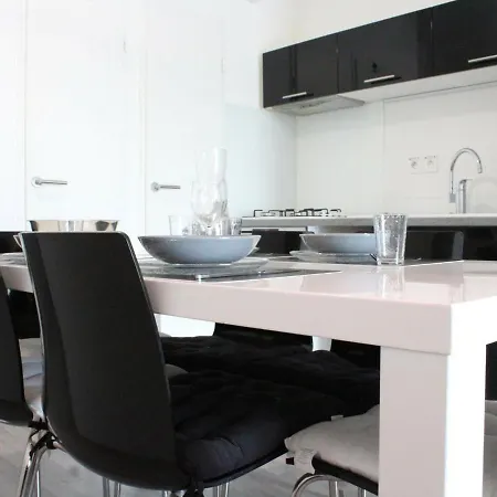 Appartement La Rochelle, 2 Pieces, 4 Personnes - Fr-1-246-491 La Rochelle (Charente-Maritime)